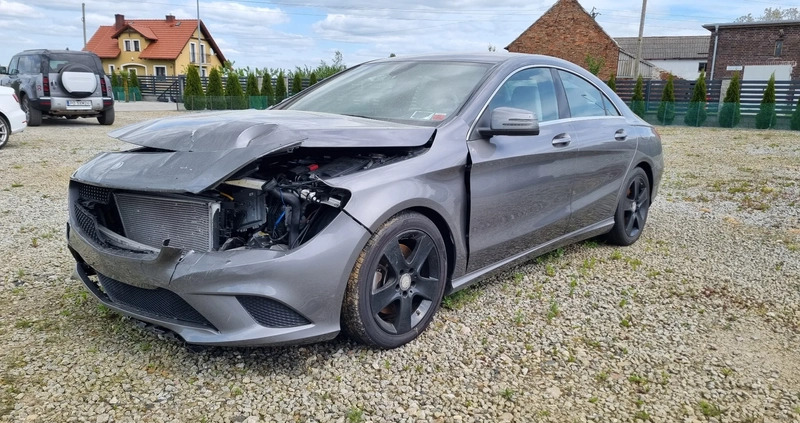 Mercedes-Benz CLA cena 39000 przebieg: 105000, rok produkcji 2015 z Skwierzyna małe 154